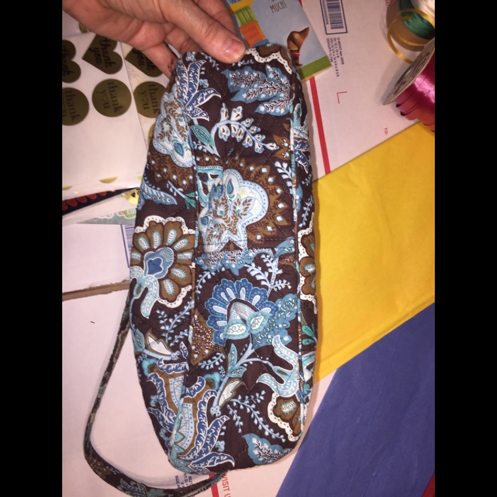 Vera Bradley’s Hobo/ Blue Floral On Brown Retired - Picture 5 of 8